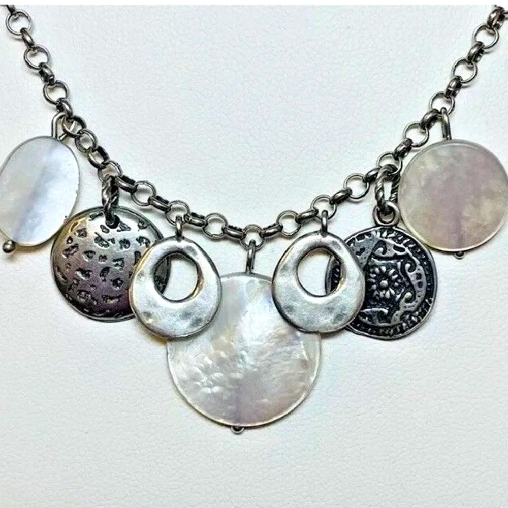Silpada Vintage Detailed Sterling Silver & Mother Of Pearl Disc Necklace